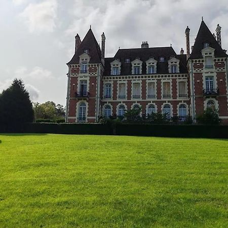 Un Appartement Dans Un Chateau Deauville Eksteriør billede